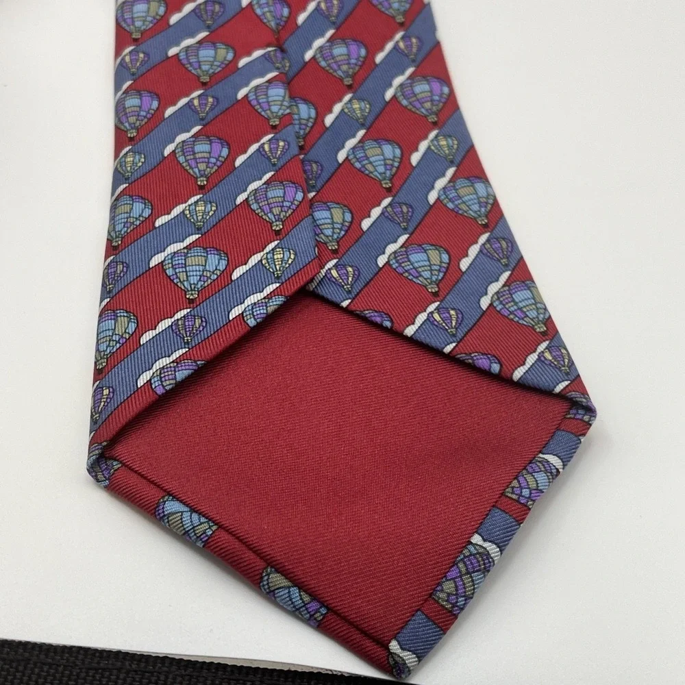 Hermes 100% Silk Mens Tie Made in France Hot Airballoon Geometric Pattern
